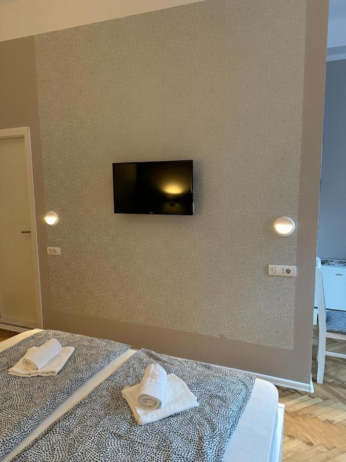 Nice 5 Apartments Сараево Экстерьер фото