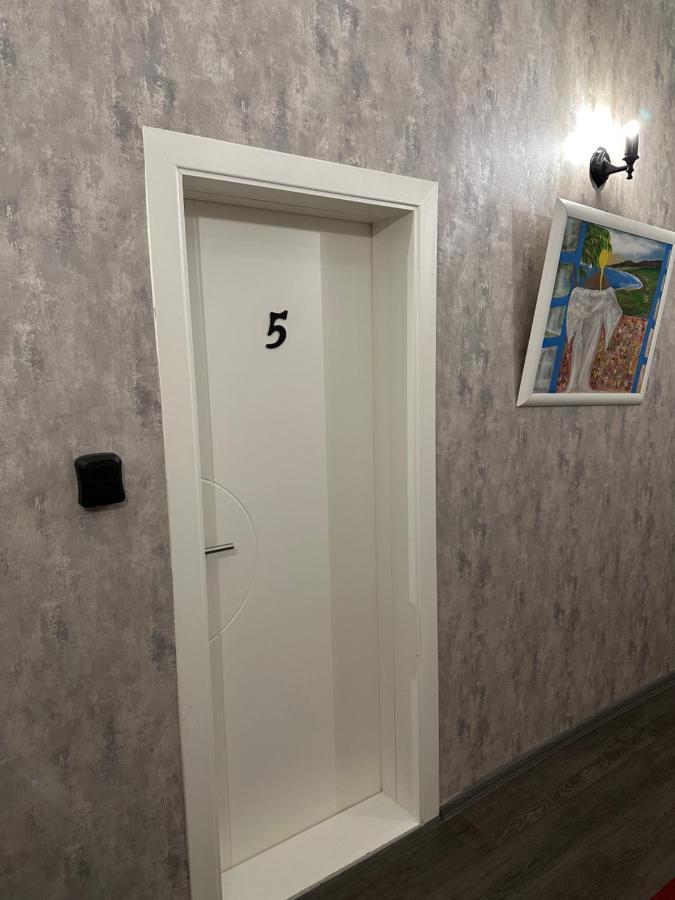 Nice 5 Apartments Сараево Экстерьер фото