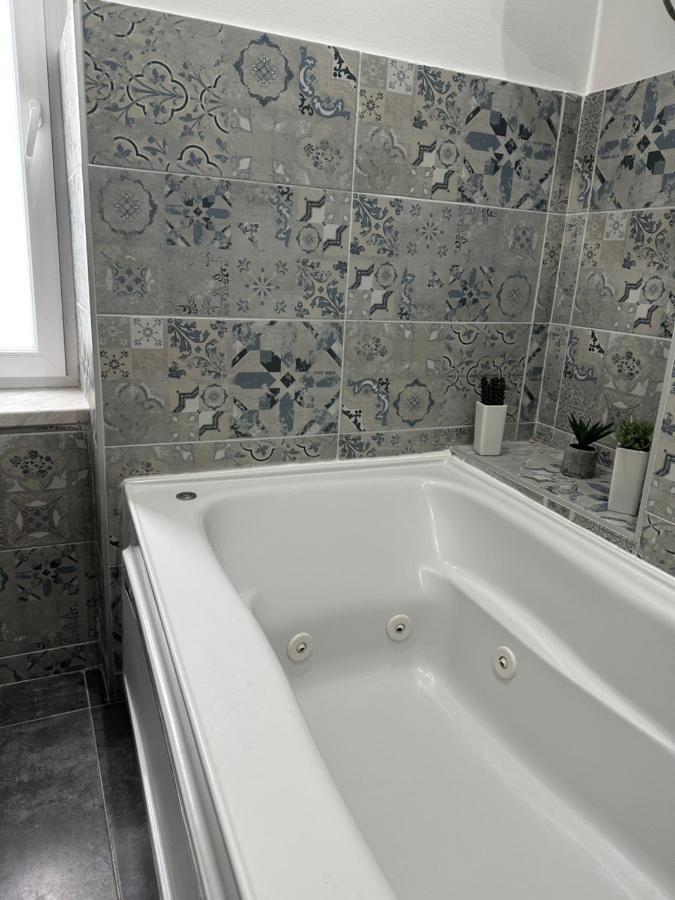 Nice 5 Apartments Сараево Экстерьер фото
