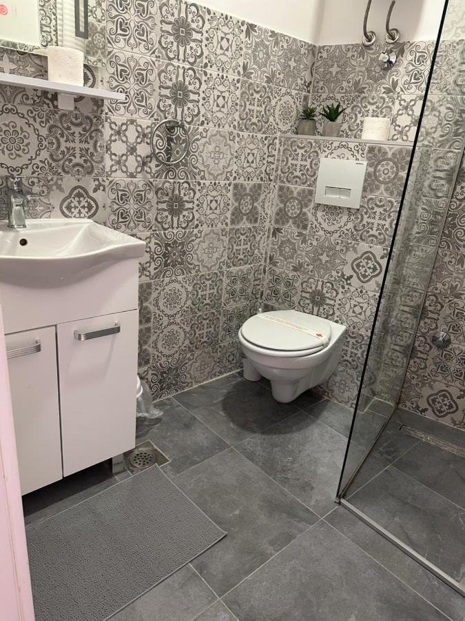 Nice 5 Apartments Сараево Экстерьер фото