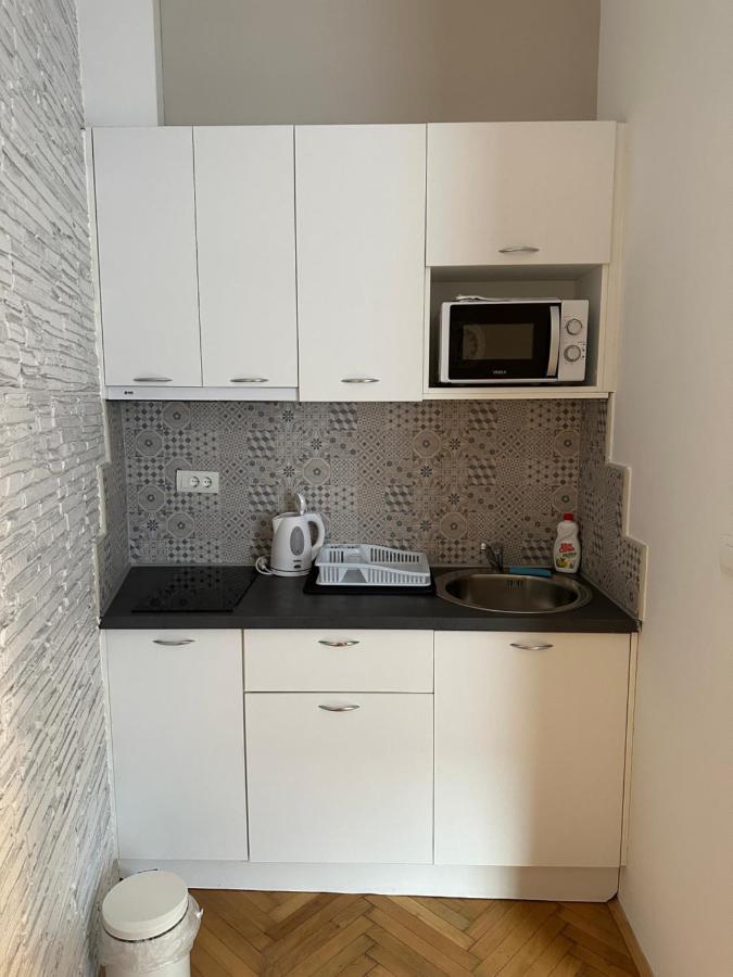 Nice 5 Apartments Сараево Экстерьер фото